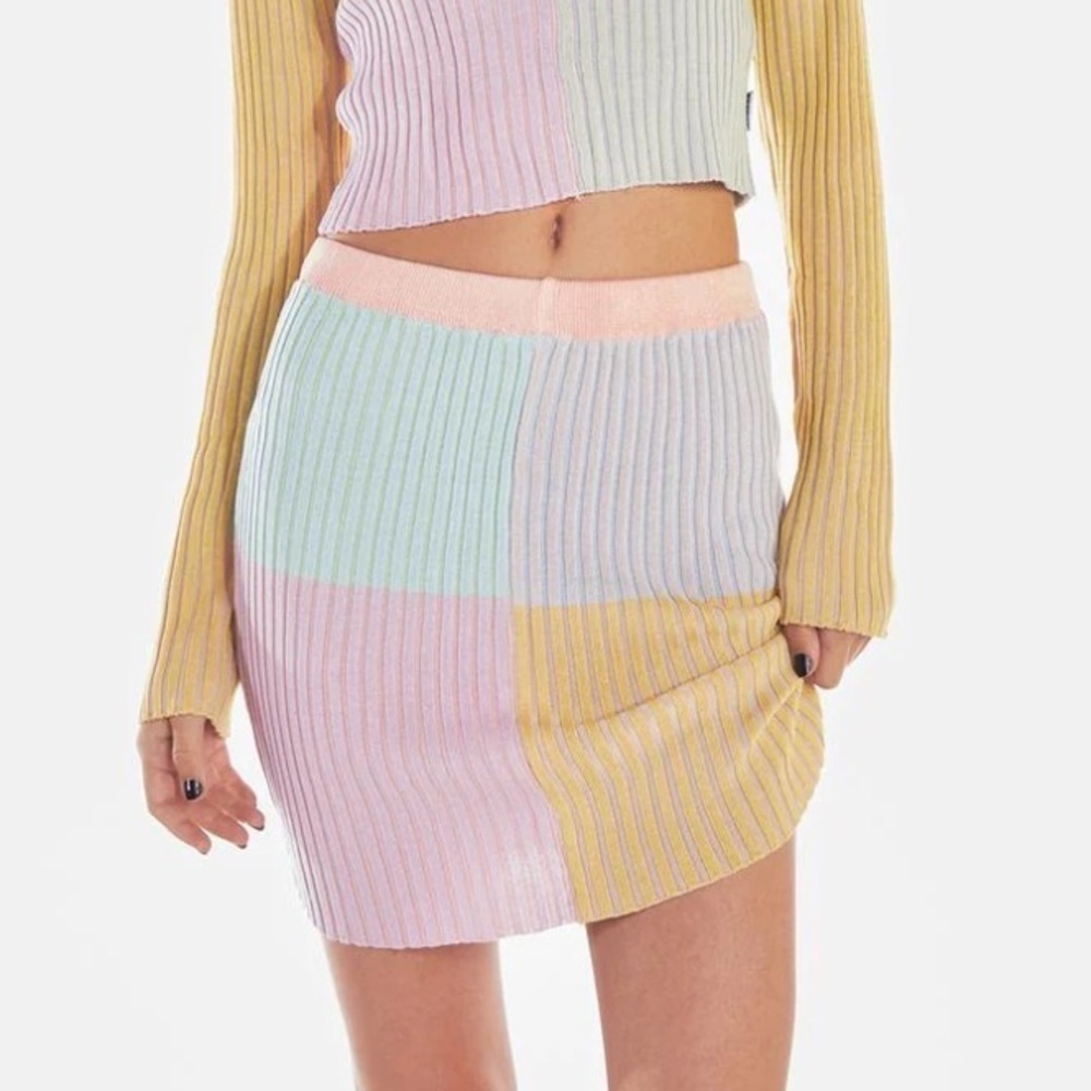 RAGGED PRIEST COLORBLOCK KNIT MINI GIRLY COQUETTE SKIRT SIZE XS NWT